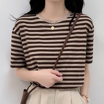 브라운베이지 단가라 라운드넥 단정한코디 반팔티셔츠