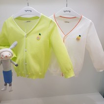 아가방 40 여름 베이비페어! 살짝 비침있는 여름 바람막이 커버 가디건 상큼 컬러가 매력있어 브이넥 가디건 여름 점퍼보다 부드럽게 가디건! 한여름에 바람커버하기 딱 좋아