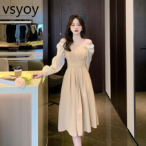 vsyoy Changwei 하이 엔드 가을과 겨울 새로운 프랑스 네일 버블 비드 스퀘어 칼라 헵번 바람 허리 슬림 긴 기질 드레스