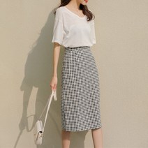 여성 깅엄 체크 H라인 트임 미디 스커트 데일리룩