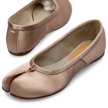 [메종마틴마르지엘라] 22FW 메종마르지엘라 실크 타비 발레리나 플랫 슈즈 S58WZ011