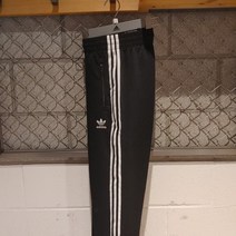 아디다스공식매장 ##신상품할인##백화점정품%%모던_유로파_트랙팬츠%NC수원터미널점%GJ6745