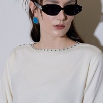 에고에딧 메탈 장식 니트