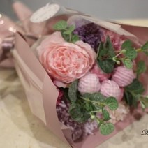 대구백화점 II관 드로잉엣가든재롱잔치꽃다발 졸업식 사탕 꽃다발, 핑크