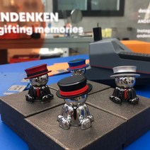 차량용 자동차용품 아우디 A6 대시보드 핸드폰 휴대폰 마그네틱 자석거치대 레드색상, 레드