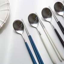 골든벨 메이플 로마 수저세트, 화이트