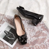 스퀘어 버클힐 에나멜 구두 미들힐 펌프스 버클구두