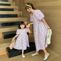 화사한 플라워 패턴 엄마와 딸 여름 원피스
