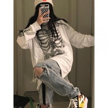 HOUZHOU 고스 그런지 해골 프린트 여성 스웨터 오버사이즈 블랙 크루넥 긴 소매 고딕 후드 가을 2023년스트리트웨어 탑스