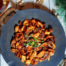 [이츠쿡] 동두천 쭈꾸미 볶음 매운 아주매운 약간매운 쭈꾸미볶음 쭈꾸미 물김치 마요소스, 추가옵션)마요(고추가루)소스