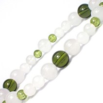 [해피네스 스톤] 고급 천연석 운석 몰다바이트 5월 탄생석 하얀 옥 8월의 탄생석 페리도트 조합 팔찌