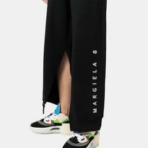 [MM6 MAISON MARGIELA] [명품]여성 MM6 23SS 로고 슬릿 트랙팬츠 S