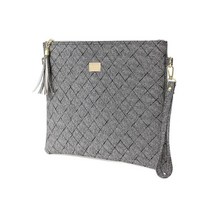 퀼팅 태슬 넉넉한수납 20대 예쁜 클러치 여대생가방