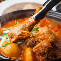 [헐크치킨] 닭볶음탕 밀키트 1kg(2~3인용) / 닭한마리 소스 야채 / 국내산 냉장닭 사용