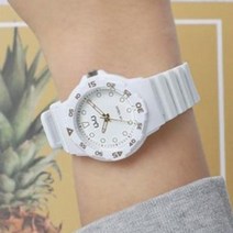 큐앤큐 아동용 여성용 비비드컬러 학습용 베젤 손목시계