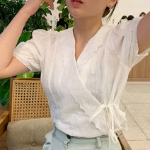 로맨틱플랏 잔꽃 면 퍼프 랩 블라우스