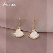 세련된 여성 귀걸이 대행사 이보영 고아인 강한나 손나은 문가영 전도연 패션 주얼리 블랙