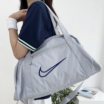 나이키 짐 클럽 트레이닝 스우시 로고 더플백(24L) wolf grey1746