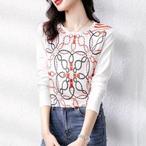 쇼룸 루체 라운드넥 니트 블라우스