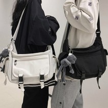 다잇템 여자 남자 버클 집업 그런지 크로스백 (8705529)
