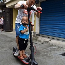 [소공원]1+1 전동스쿠터 전동킥보드 보조손잡이 핸들 어린이 유아 안전핸들 키즈핸들바 블랙, 레드