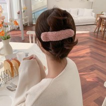 블루씨티 커브 보송 뽀글이 양털 올림머리 헤어 집게핀