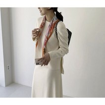 간절기 필수 부드러운 포인트 여성 스카프
