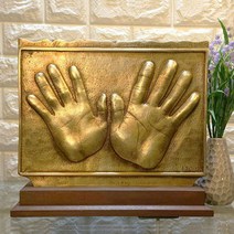 브론즈아트공방 부부 연인 커플 핸드프린팅(손) 핸드메이드 청동황동공예품 신주 주물 손조각상 주문제작 손조형물