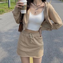 [랜덤플레이] 캐주얼 후드 크롭 스커트 투피스 세트