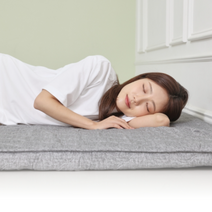 허리가 편안한 3단 접이식 매트리스 마약 꿀잠 토퍼