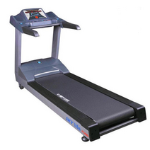 헬스장용런닝머신스카이라이프7500/SKYLIFE7500런닝머신/트레드밀7500/일진스포츠스카이라이프7500/업소용런닝머신스카이7500