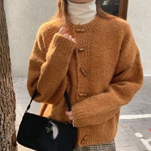 여성 니트 가디건 꼭두의계절 한계절 태풍의신부 은서연 오아시스 오정신 설인아 스타일 옷