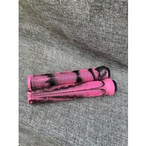 스턴트스쿠터 묘기용 킥보드 스쿠터 360 두발 성인 어른용 스턴트 그립 170mm bmx 그립, 블랙 핑크