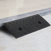 [P1B] 계단 문턱 휠체어 진입판 안전 경사로발판 / 휠체어진입판 휠체어경사로 문턱패드 계단받침 ( P1B / 55989EA )