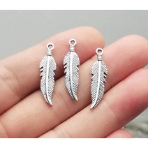 50 개/몫-7x27mm 골동품 실버 도금 드림 캐처 깃털 매력 DIY 목걸이 용품 쥬얼리 찾기 악세사리