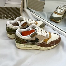 (국내매장판) 나이키 박스컷팅 우먼스 에어맥스 1 프리미엄 와비사비