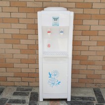 Mar.01 98번 스탠드형 정수기 소형 사무용 빙온 온수 냉온 가정용 숙식사제냉매열대형통수용수기Z, C 타 입 정수기, 따뜻 하 다.