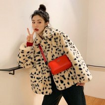 여성밍크코트 플러시 재킷 여성 겨울 짧은 2021 새로운 한국어 버전 느슨한 양모 인조 모피 레오파드 프린트 코트 외투