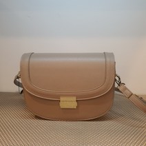 니콜밀러 데일리로 무난하게 메고 다니시기 좋은 여성 하프문 크로스백 N211XX4355LG [동아수성점]