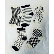 [당일출고] 데일리 여성양말 5개 1세트 유니크한 체크 줄무늬 포인트 중목 양말