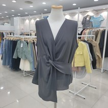 밸리걸 민소매 트위스트 블라우스 387420