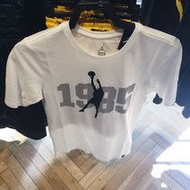 [이라운드몰]나이키 조던스포츠웨어 반팔티셔츠 926205-100