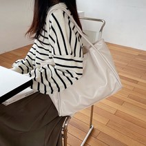 더퍼플 제이 대용량 데일리 쇼퍼백crossbody bag 숄더백 미니백 크로스백 핸드백 여성가방 여성숄더백 버킷백 여성핸드백 여성크로스백 여성토트백 미니크로스백 여성미니크로스백 에코백 쇼퍼백