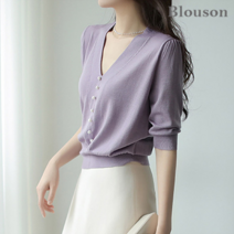 블루종 진주버튼 V넥 반팔 니트_B2304KN608B