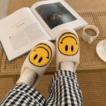 공유라이프 뽀글이 스마일 슬리퍼