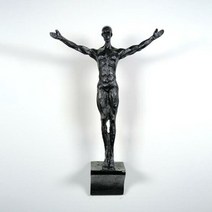 사무실인테리어 장식품 홈인테리어 등산 남자 수지 철 와이어 벽 교수형 장식 조각 인물 크리 에이 티브 레트로 선물 동상 배경 벽 장식 yy, d