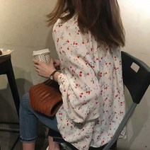신나라-닷컴_플라워 패턴 루즈핏 블라우스 여성 봄블라우스 쉬폰 여자 하늘한 소매와이드 예쁜_ tlsskfk