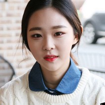 쇼룸 라운드 넥카라 페이크 카라