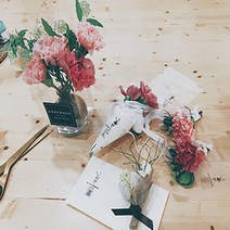 꽃덕 카네이션패키지, 카네이션 콘