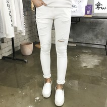 용된다 남자 슬림핏 디스트로이드 화이트 청바지
